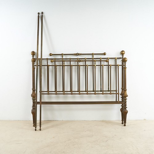Letto ottone sontuoso e - letto, in